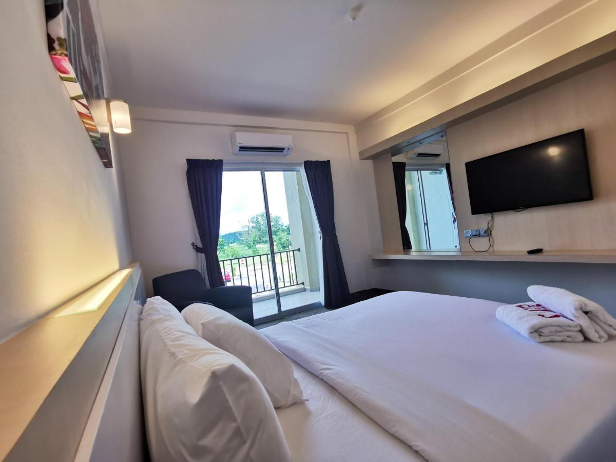 Serdang Lake View Resort Sungai Kechil Екстериор снимка